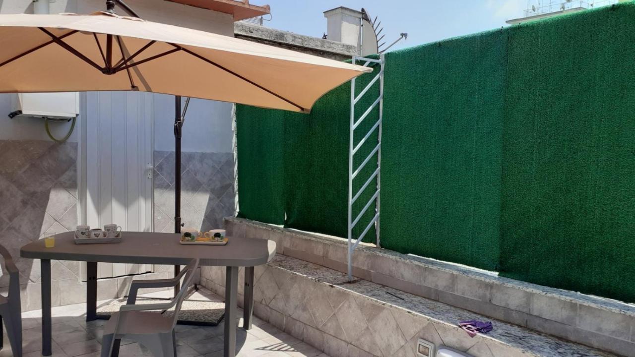 La Dimora Di Rosy Otel Napoli Dış mekan fotoğraf