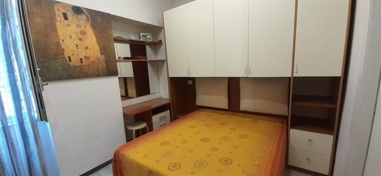 La Dimora Di Rosy Otel Napoli Dış mekan fotoğraf