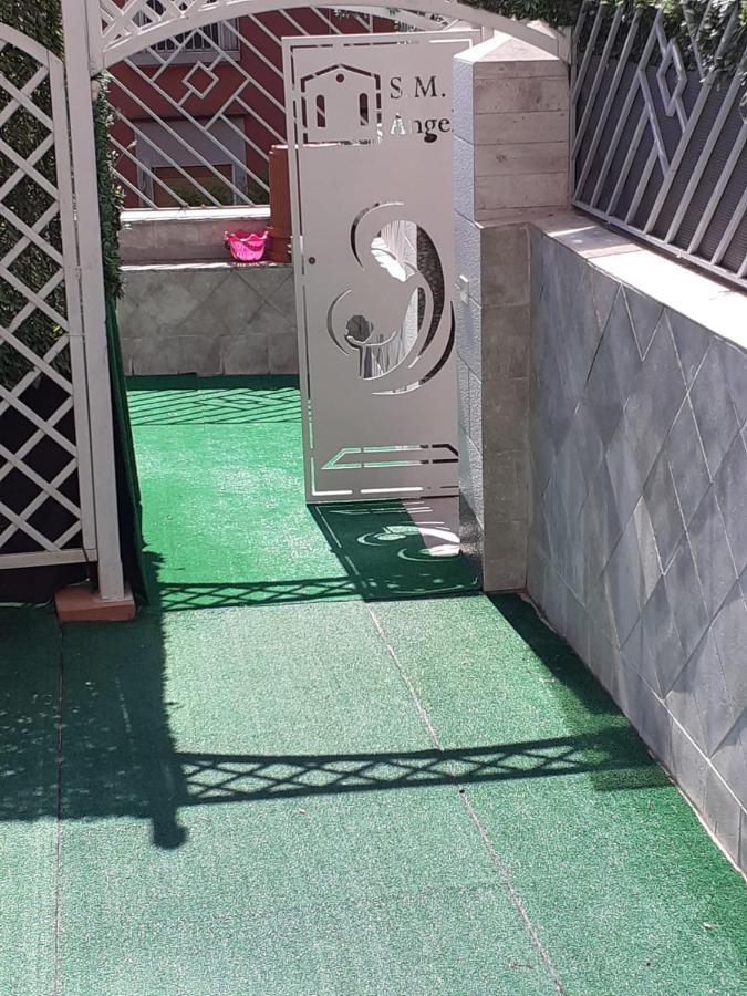 La Dimora Di Rosy Otel Napoli Dış mekan fotoğraf