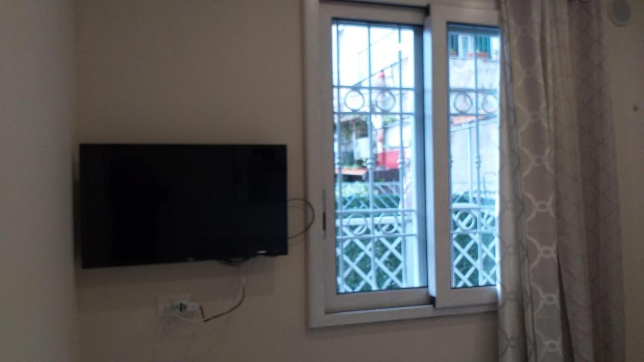 La Dimora Di Rosy Otel Napoli Dış mekan fotoğraf