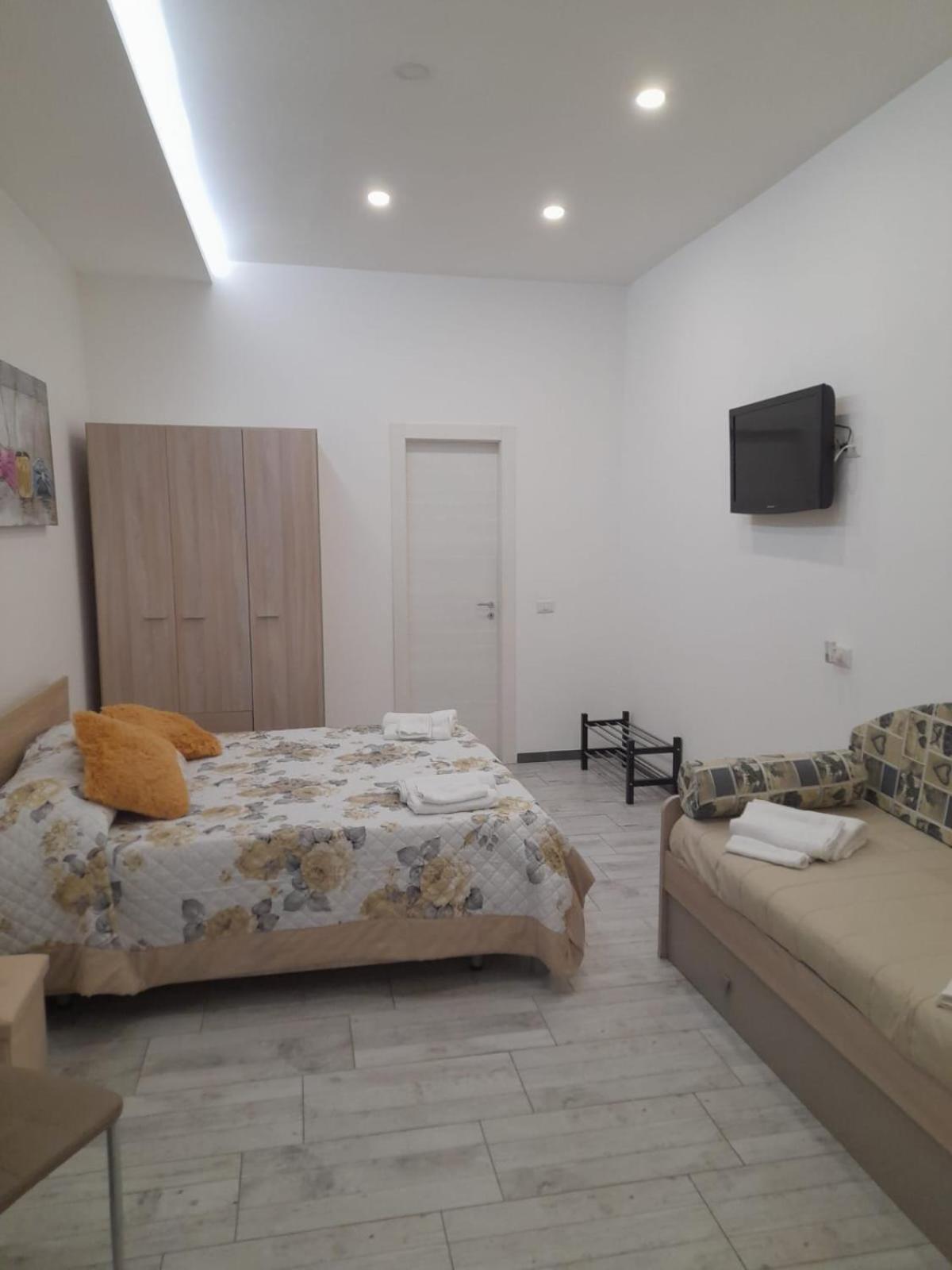 La Dimora Di Rosy Otel Napoli Dış mekan fotoğraf